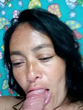 Snapshot of sarayulith chatting on April 2026 12:39:01 PM sarayulith online show from April 2026 12:39:01 PM