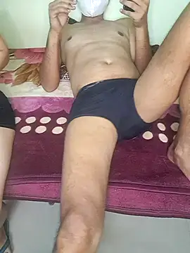 Snapshot of Cute-Zarina chatting on October 2025 05:34:01 PM Cute-Zarina online show from October 2025 05:34:01 PM