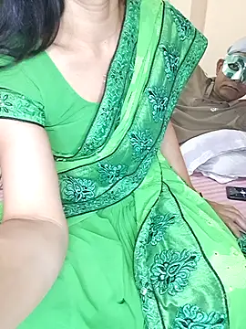 Snapshot of Cute-Zarina chatting on November 2025 05:22:01 PM Cute-Zarina online show from November 2025 05:22:01 PM