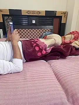 Snapshot of Cute-Zarina chatting on December 2025 07:53:02 PM Cute-Zarina online show from December 2025 07:53:02 PM