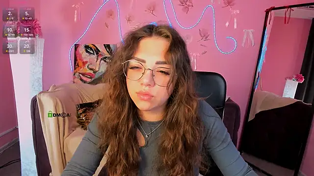 kiki swan online show from April 2026 06:00:02 AM