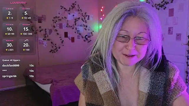 Wane Witch online show from January 2026 07:28:02 PM