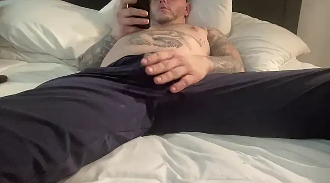 Snapshot of Thegreatwhitepipe chatting on March 2025 04:26:02 PM Thegreatwhitepipe online show from March 2025 04:26:02 PM