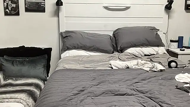 Snapshot of Thegreatwhitepipe chatting on November 2025 05:51:02 AM Thegreatwhitepipe online show from November 2025 05:51:02 AM