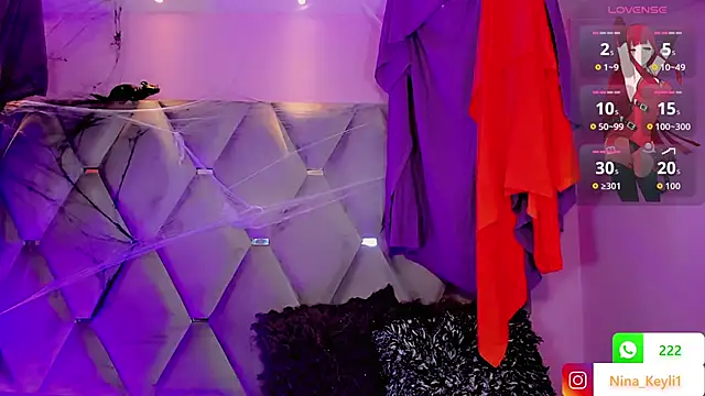 Nina Keyli online show from October 2025 07:25:02 PM