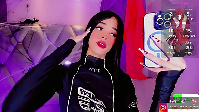 Nina Keyli online show from October 2025 07:49:01 PM