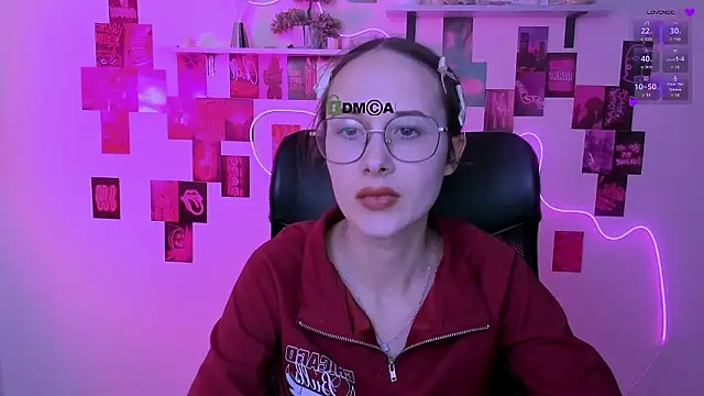 mona cloud online show from March 2026 09:10:02 PM