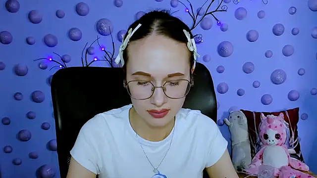 mona cloud online show from May 2026 07:53:02 PM