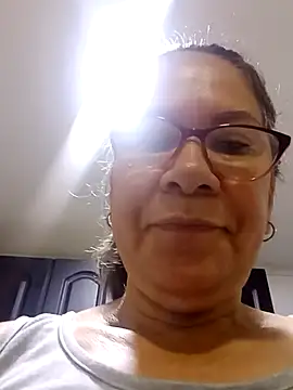 victoria wayne online show from October 2025 09:30:01 AM