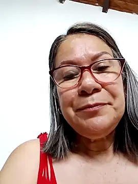 victoria wayne online show from November 2025 10:37:02 AM