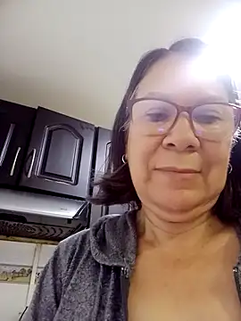 victoria wayne online show from April 2026 09:19:01 AM