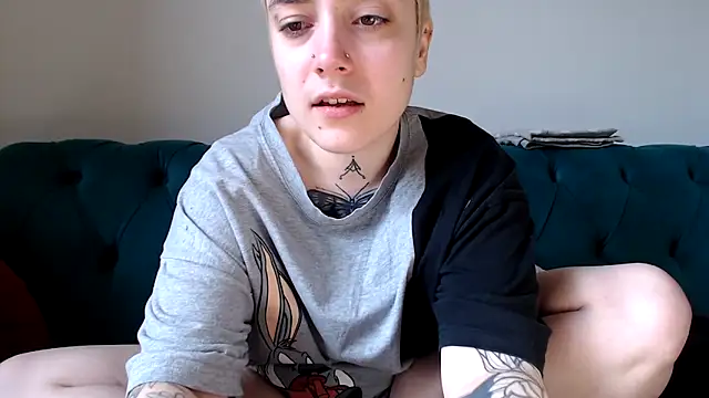 Snapshot of OllympeKaii chatting on March 2025 01:04:01 PM OllympeKaii online show from March 2025 01:04:01 PM