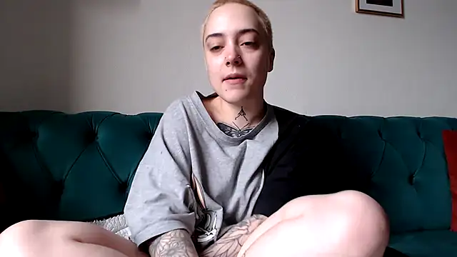 Snapshot of OllympeKaii chatting on March 2025 07:42:02 AM OllympeKaii online show from March 2025 07:42:02 AM