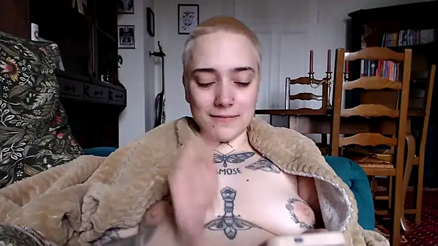 Snapshot of OllympeKaii chatting on March 2025 03:06:01 PM OllympeKaii online show from March 2025 03:06:01 PM