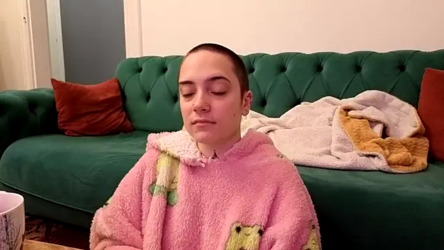 Snapshot of OllympeKaii chatting on November 2025 04:01:01 AM OllympeKaii online show from November 2025 04:01:01 AM