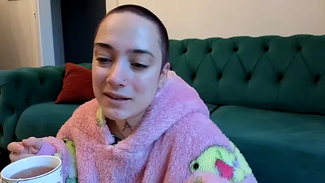 Snapshot of OllympeKaii chatting on November 2025 07:39:01 AM OllympeKaii online show from November 2025 07:39:01 AM