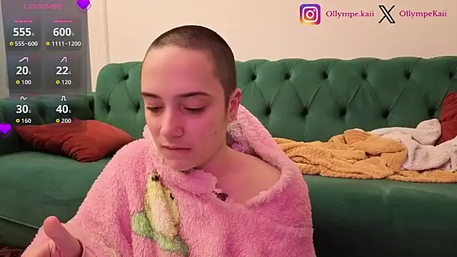 Snapshot of OllympeKaii chatting on November 2025 07:13:01 PM OllympeKaii online show from November 2025 07:13:01 PM