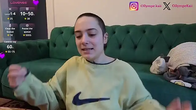 Snapshot of OllympeKaii chatting on December 2025 07:39:01 AM OllympeKaii online show from December 2025 07:39:01 AM