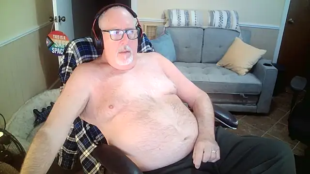 superbearboss online show from March 2026 04:21:02 PM