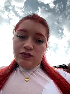 Snapshot of Karina_Leon chatting on December 2025 08:13:01 PM Karina Leon online show from December 2025 08:13:01 PM