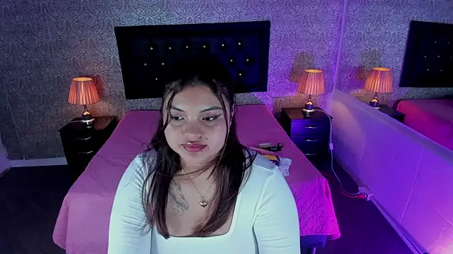 Snapshot of Scarlett__Johanson chatting on March 2025 09:23:02 AM Scarlett Johanson online show from March 2025 09:23:02 AM