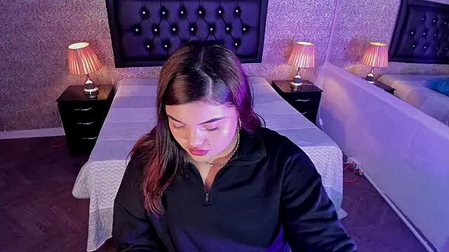 Snapshot of Scarlett__Johanson chatting on March 2025 03:30:02 AM Scarlett Johanson online show from March 2025 03:30:02 AM