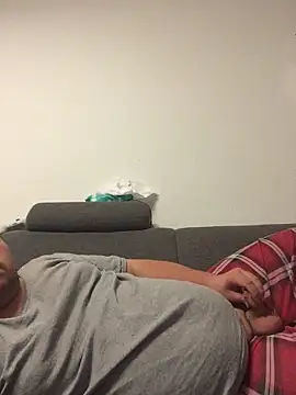 Derbaer1990 online show from September 2025 07:14:02 PM