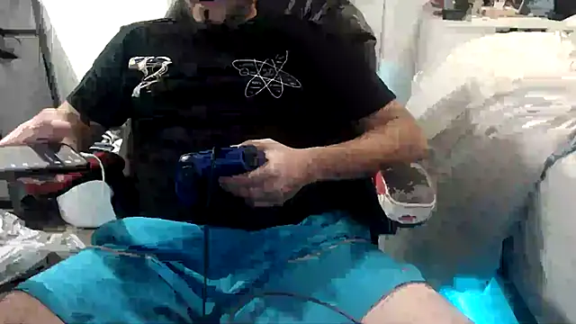 Snapshot of magnumbull chatting on January 2026 12:49:02 AM magnumbull online show from January 2026 12:49:02 AM