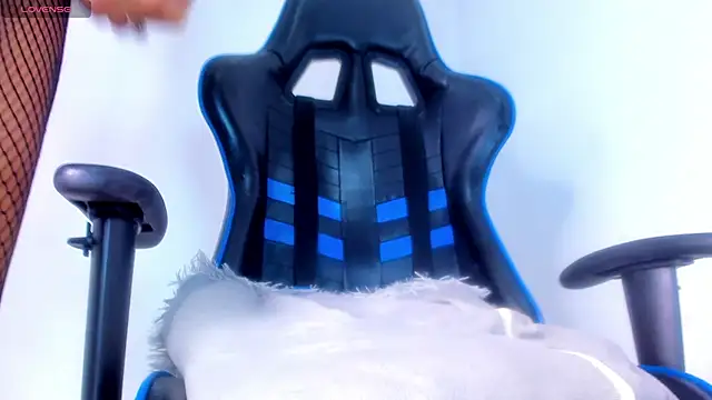 Ashley Jones11 online show from March 2025 11:27:02 PM