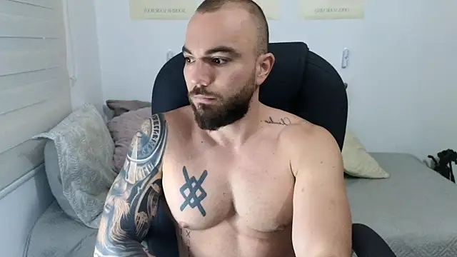 Isaac Carter online show from October 2025 11:11:01 AM