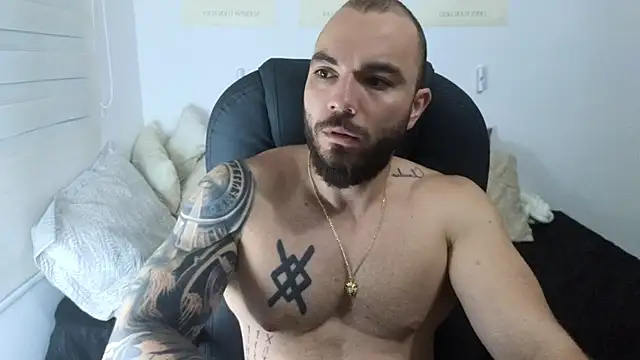 Isaac Carter online show from October 2025 11:03:01 AM