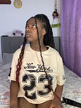 Snapshot of Kennya__ chatting on September 2025 04:06:02 AM Kennya online show from September 2025 04:06:02 AM