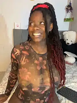 Snapshot of Kennya__ chatting on October 2025 08:01:01 AM Kennya online show from October 2025 08:01:01 AM