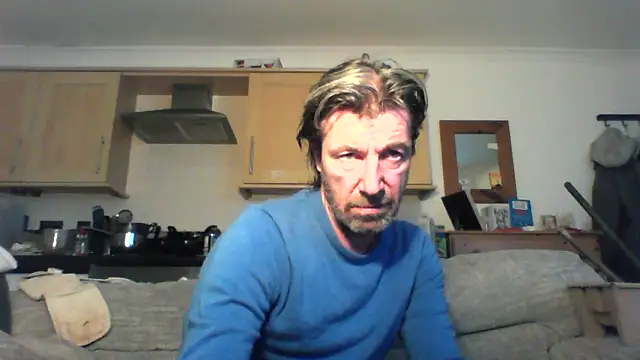 Snapshot of Grower_and_shower chatting on October 2025 09:37:01 PM Grower and shower online show from October 2025 09:37:01 PM