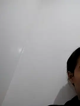 Snapshot of saraaxx1 chatting on December 2025 11:48:01 AM saraaxx1 online show from December 2025 11:48:01 AM