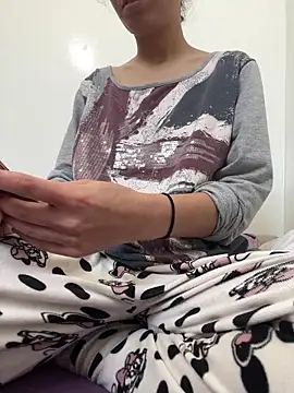 Snapshot of saraaxx1 chatting on March 2026 11:28:02 AM saraaxx1 online show from March 2026 11:28:02 AM