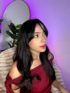  Emily Thompson  online show from November 2025 03:18:02 AM