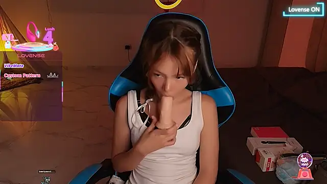 Snapshot of Vanilla_g1rl chatting on March 2025 02:23:02 AM Vanilla g1rl online show from March 2025 02:23:02 AM