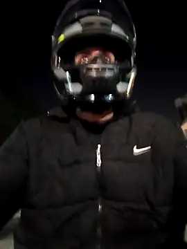 Snapshot of Fzssp chatting on April 2026 02:17:02 AM Fzssp online show from April 2026 02:17:02 AM