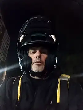 Snapshot of Fzssp chatting on April 2026 02:56:01 AM Fzssp online show from April 2026 02:56:01 AM