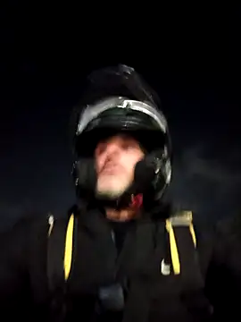 Snapshot of Fzssp chatting on April 2026 01:07:02 AM Fzssp online show from April 2026 01:07:02 AM