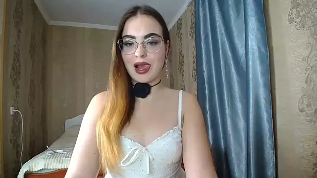 Leila Kissyu online show from November 2025 03:44:01 PM