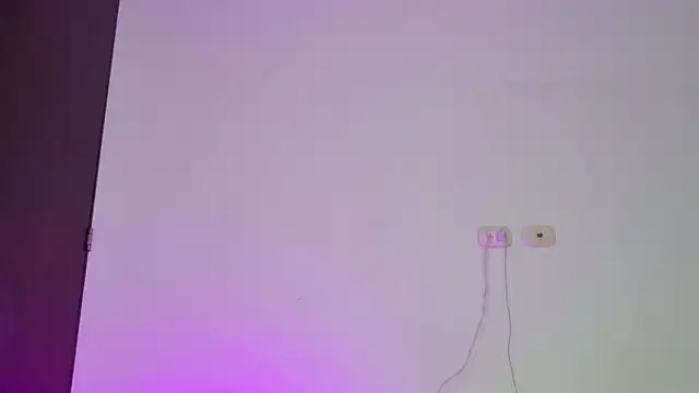 isahilton1 online show from October 2025 08:17:02 PM