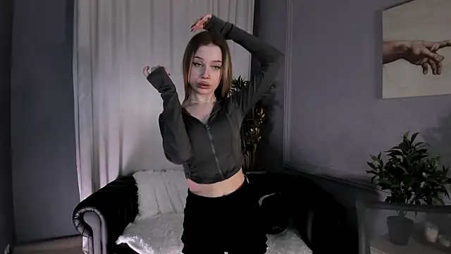 Snapshot of Heydoraa_ chatting on March 2025 04:30:02 AM Heydoraa  online show from March 2025 04:30:02 AM