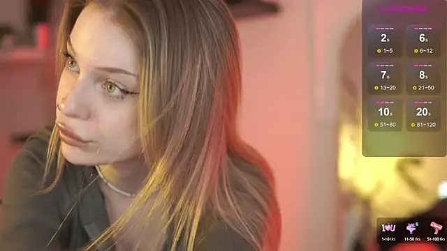 Snapshot of Heydoraa_ chatting on March 2025 06:48:02 PM Heydoraa  online show from March 2025 06:48:02 PM