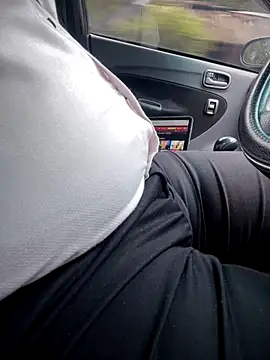 dam-her-boy online show from October 2025 02:45:02 AM