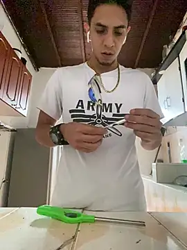 Snapshot of Monkey_uchiha777 chatting on March 2025 01:18:02 PM Monkey uchiha777 online show from March 2025 01:18:02 PM