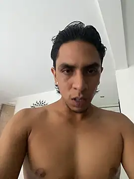 Monkey uchiha777 online show from February 2026 10:44:01 PM