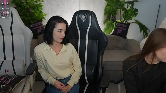 Billie054 online show from November 2025 07:58:01 AM