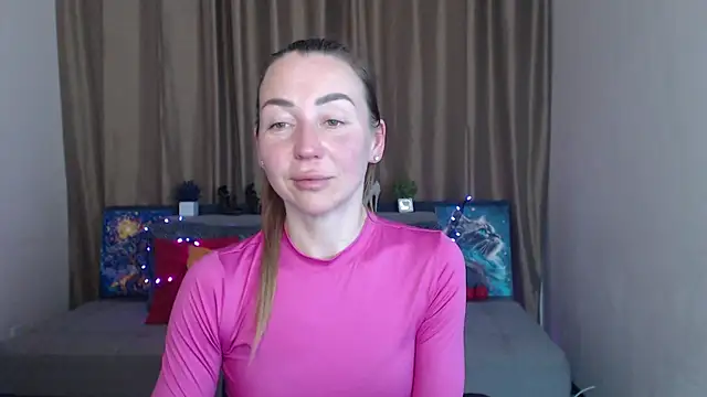 Snapshot of Kiss_julli88I chatting on March 2025 07:38:02 AM Kiss julli88I online show from March 2025 07:38:02 AM